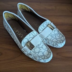 Calvin Klein women 's. Shoes loafers flats size 9
